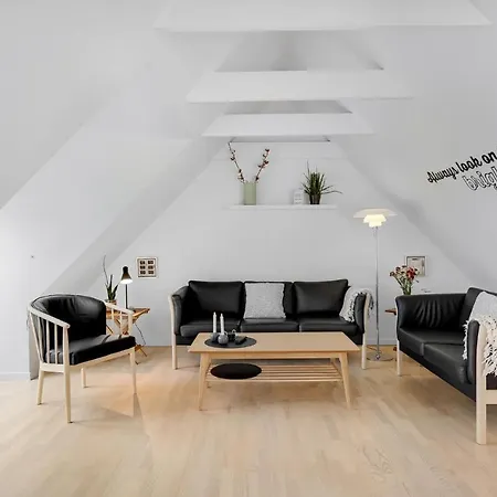 아파트 Gorgeous Apartment In Blavand With Sauna Blåvand