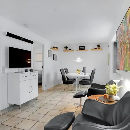 Gorgeous Apartment In Blavand With Sauna *
