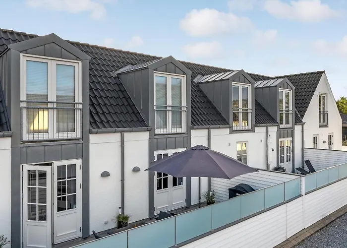 شقة Two-bedroom In *